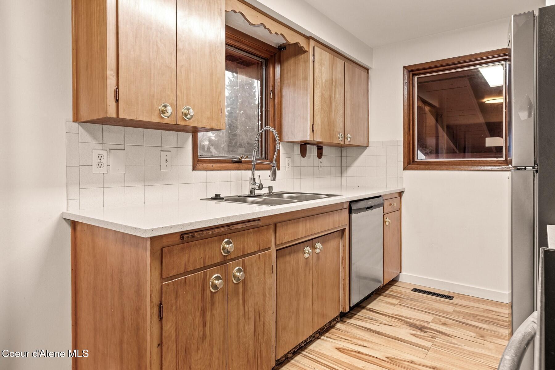 5904 North Addison Street Spokane, WA 99208 - Photo 8 of 21 Unit 1