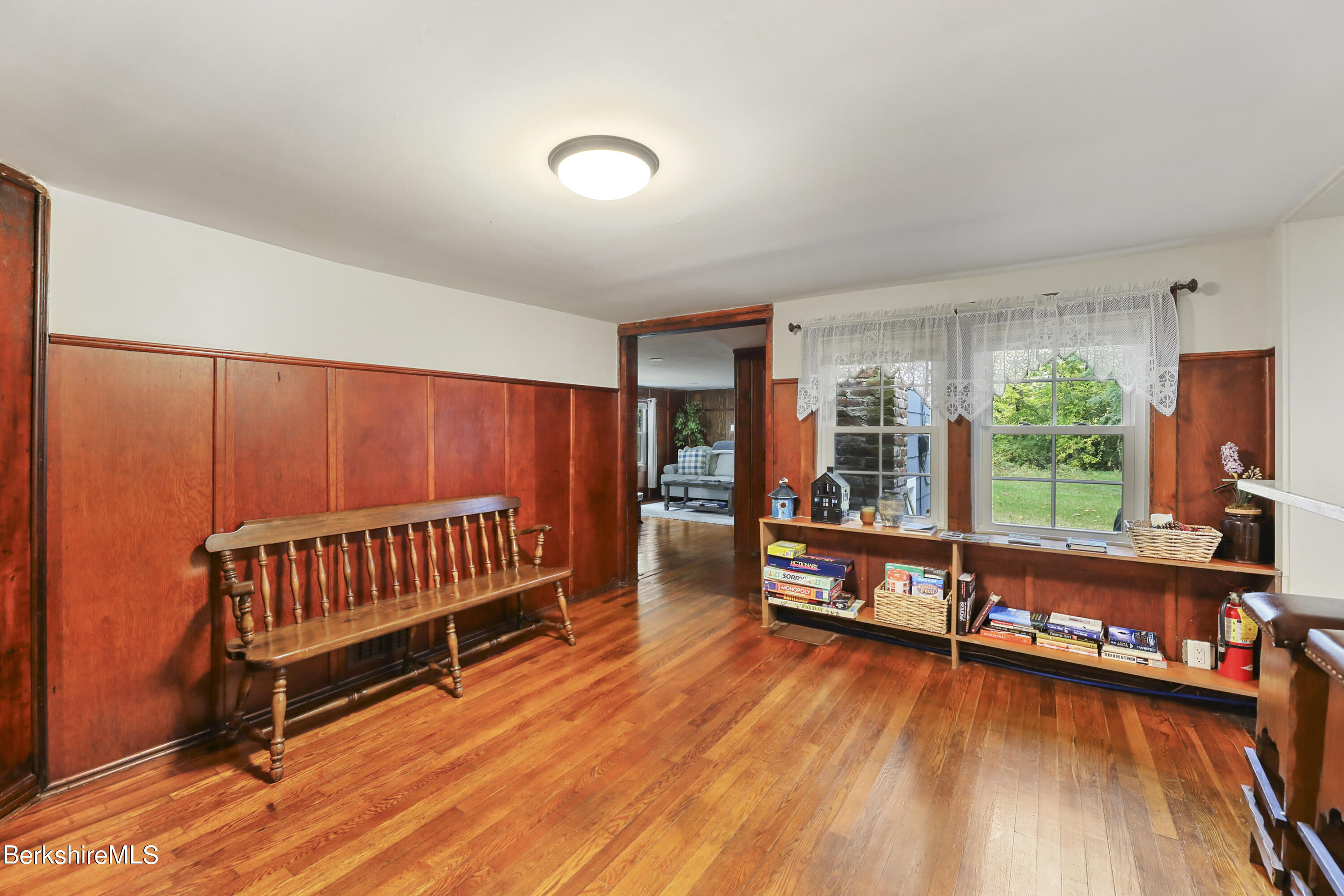 272 Clayton Road Sheffield, MA 01222 - Photo 21 of 42 Entry Way