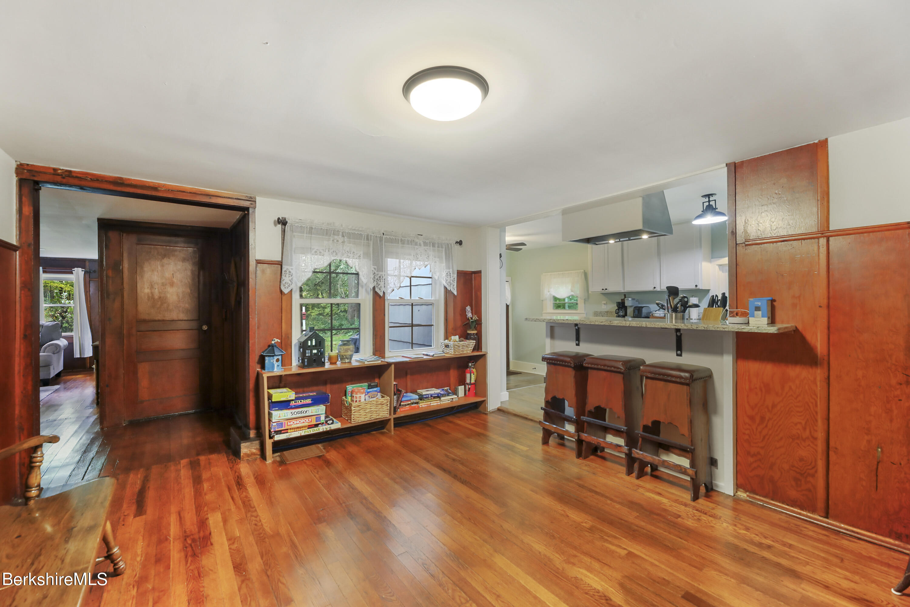 272 Clayton Road Sheffield, MA 01222 - Photo 22 of 42 Entry Way