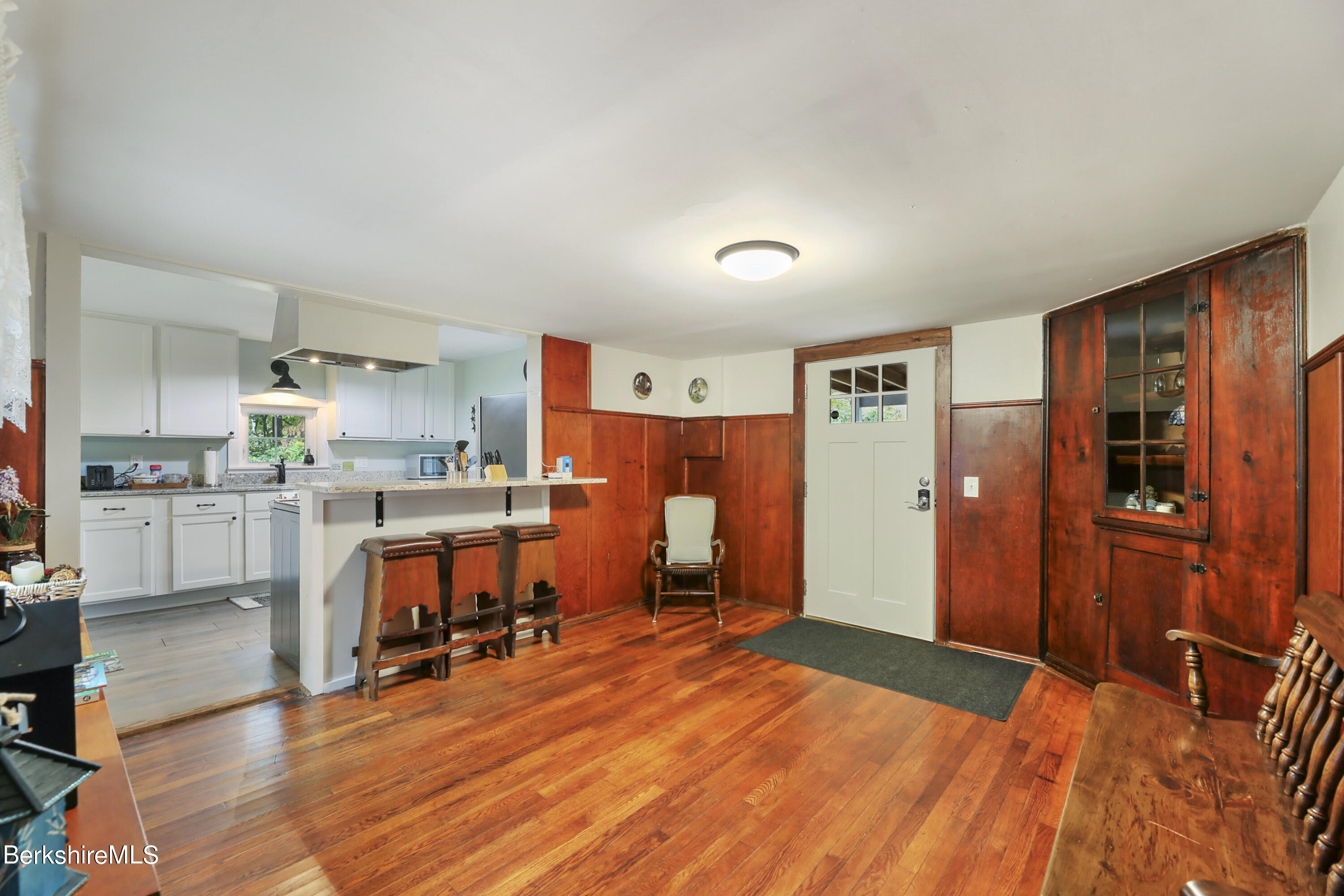 272 Clayton Road Sheffield, MA 01222 - Photo 23 of 42 Entry Way