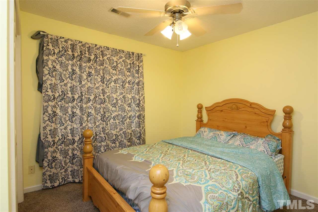 609 Thistlegate Trail Raleigh, NC 27610 - Photo 17 of 25 Gallery Image 17