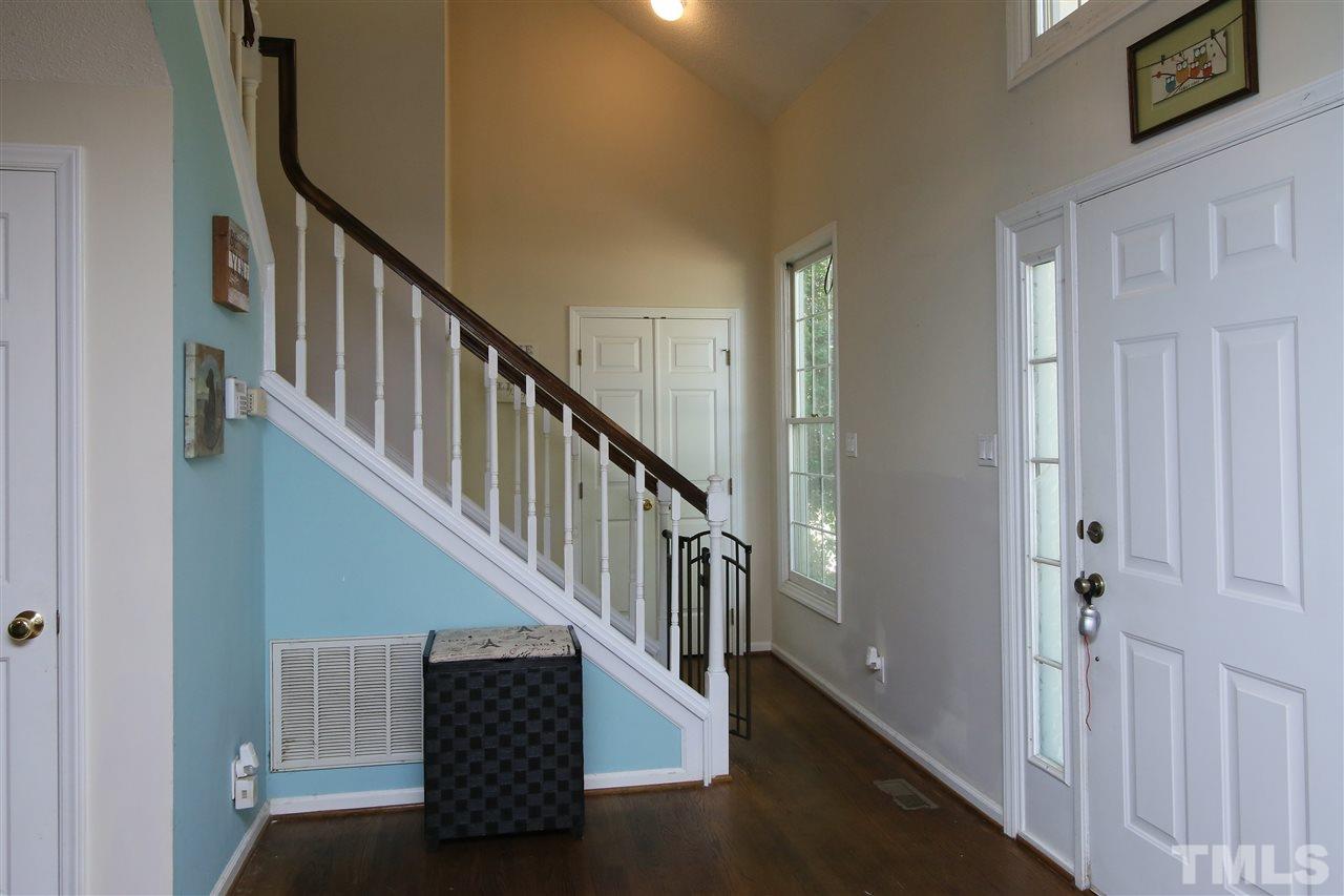 609 Thistlegate Trail Raleigh, NC 27610 - Photo 2 of 25 Gallery Image 2