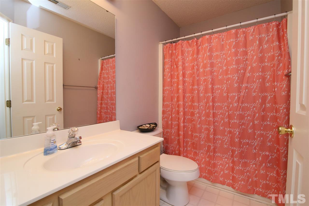 609 Thistlegate Trail Raleigh, NC 27610 - Photo 23 of 25 Gallery Image 23