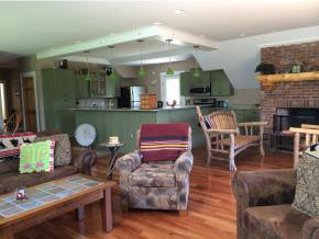 1004 Holy Smoke Road Shaftsbury, VT 05262 - Photo 6 of 40