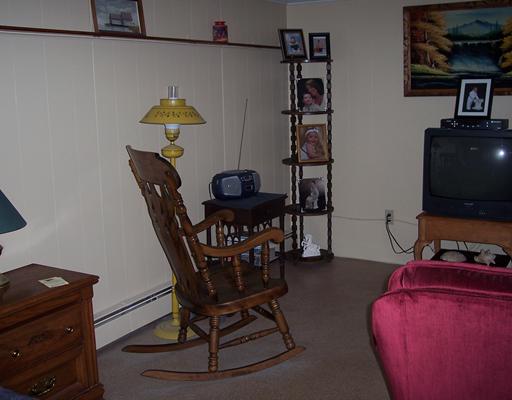 160 West Shore Road Warwick, RI 02889 - Photo 13 of 16 Den/Family/Great Room.