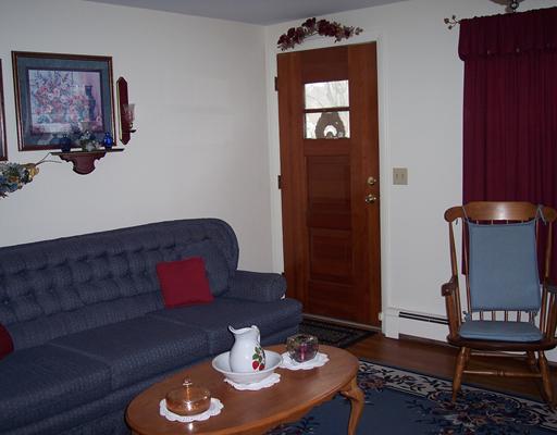 160 West Shore Road Warwick, RI 02889 - Photo 3 of 16 Living Room.