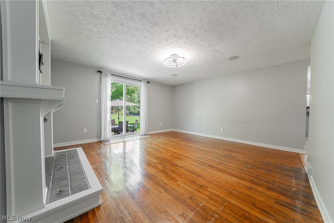 12335 Robson Road Grafton, OH 44044 - Photo 14 of 46 Gallery Image 14