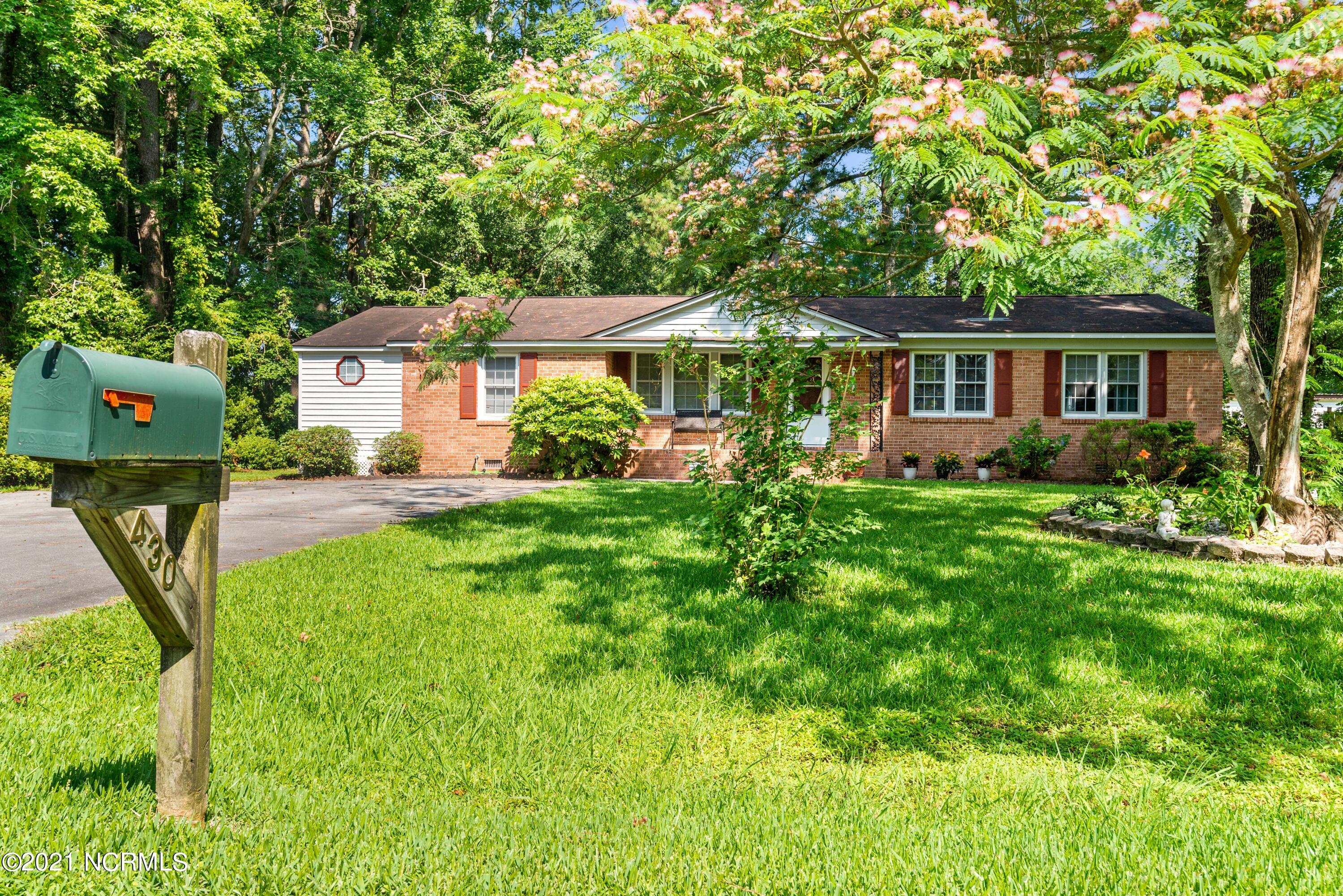 430 Swiss Road New Bern, NC 28560 - Photo 5 of 41 430 Swiss Road-5