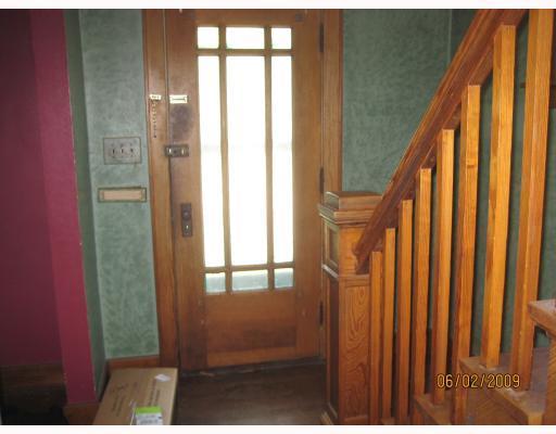 202 East Roseland Springfield, OH 45503 - Photo 2 of 4