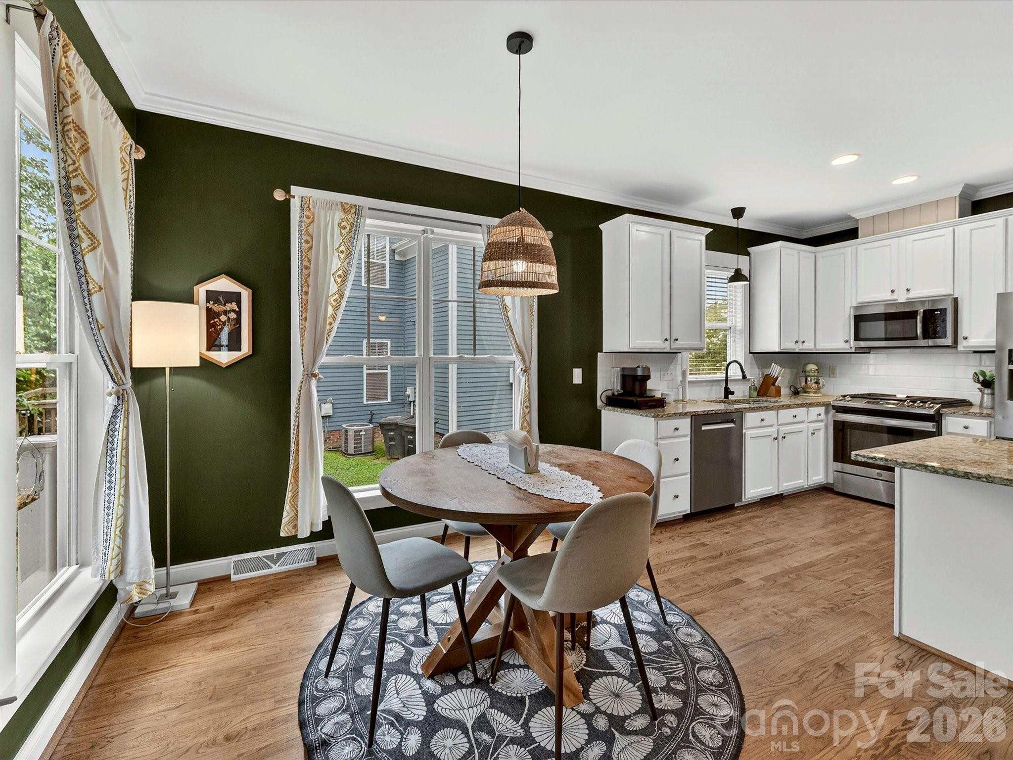 7553 Thorn Creek Lane Tega Cay, SC 29708 - Photo 12 of 46