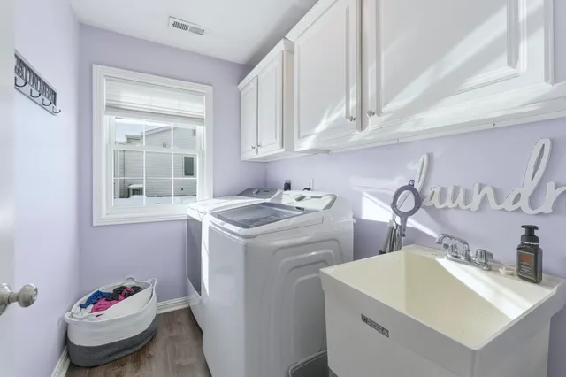 $284,500 | 237 Broadmore Circle, Angola, IN 46703