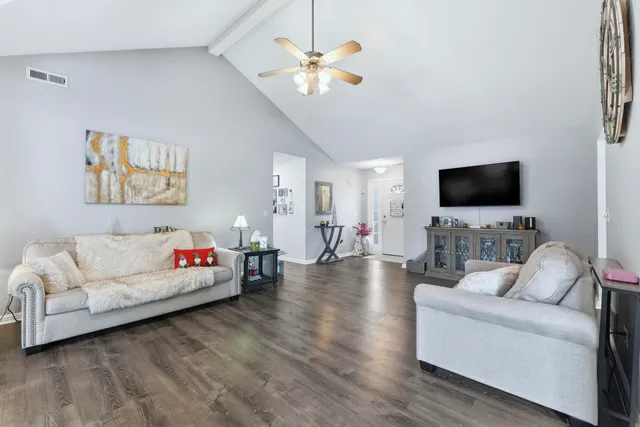 $284,500 | 237 Broadmore Circle, Angola, IN 46703