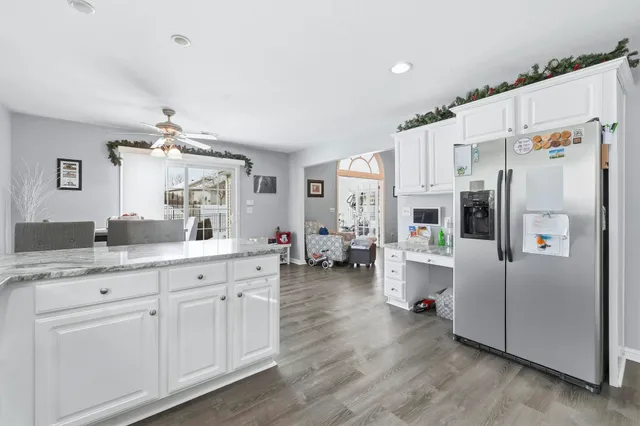 $284,500 | 237 Broadmore Circle, Angola, IN 46703