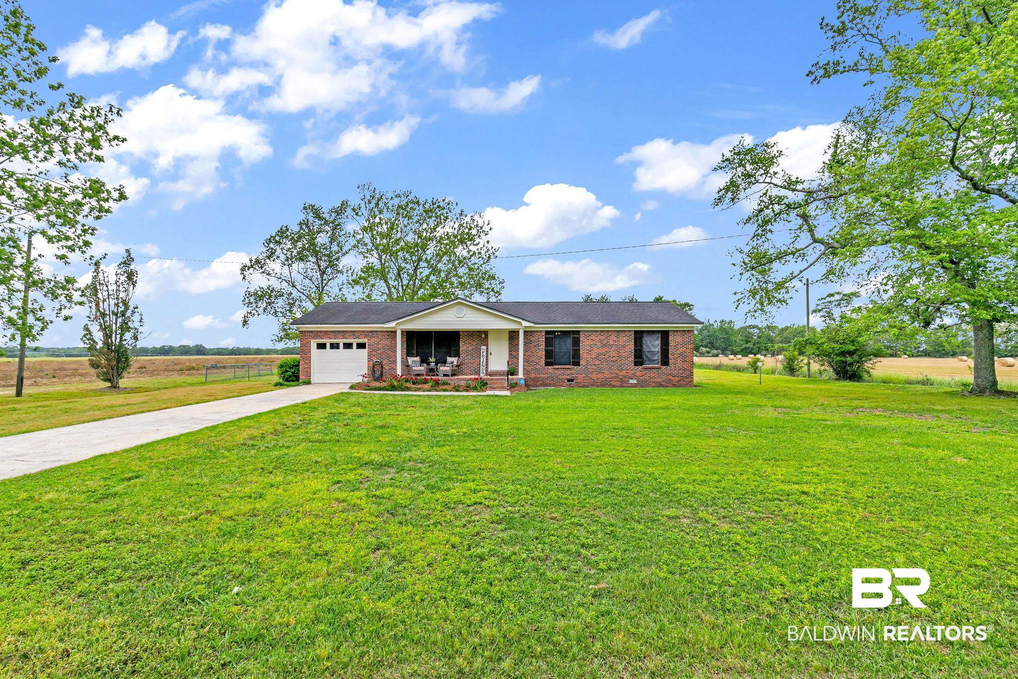 1712 Curtis Road Atmore, AL 36502 - Photo 2 of 42 Gallery Image 2