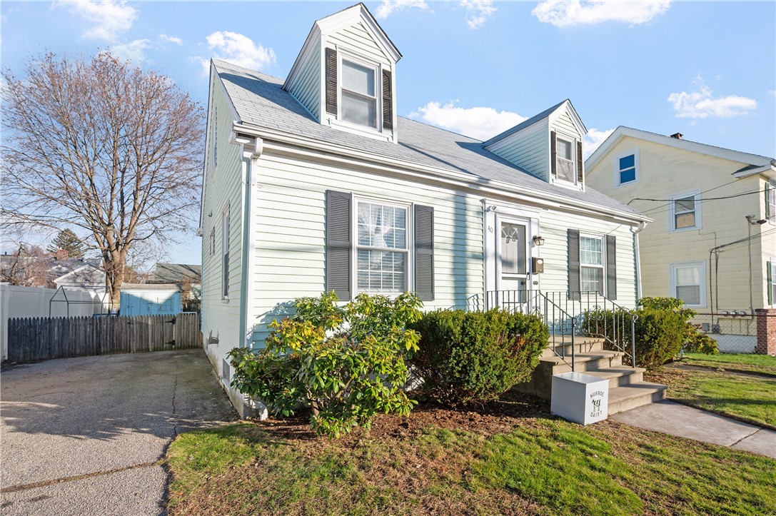 40 Rosemere Road Pawtucket, RI 02861 - Photo 2 of 23 Gallery Image 2