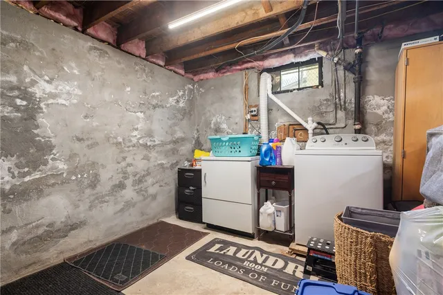 $399,900 | 40 Rosemere Road, Pawtucket, RI 02861