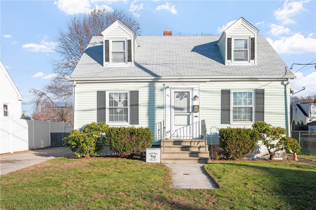 40 Rosemere Road Pawtucket, RI 02861 - Photo 3 of 23 Gallery Image 3
