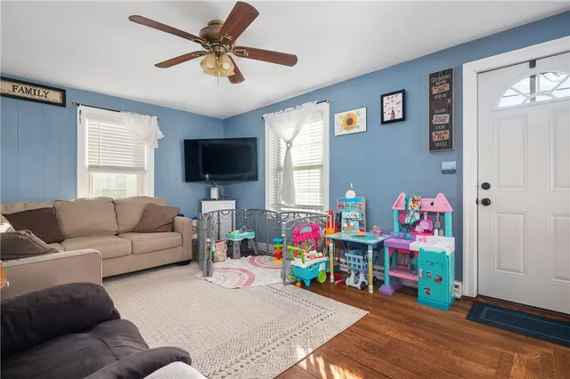 $399,900 | 40 Rosemere Road, Pawtucket, RI 02861