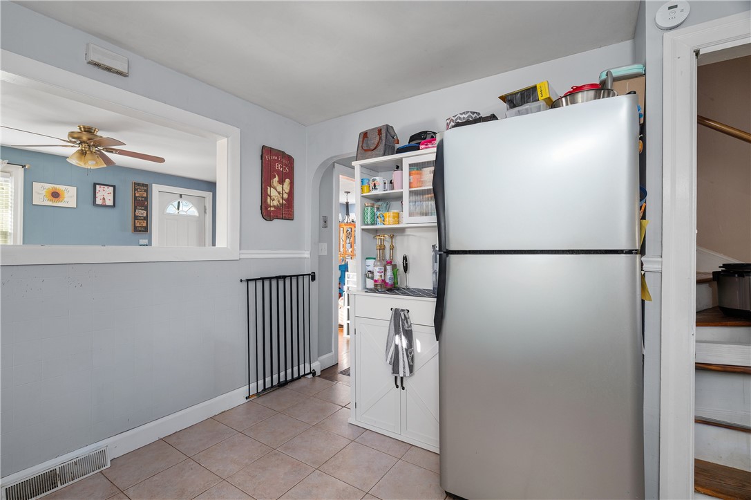 40 Rosemere Road Pawtucket, RI 02861 - Photo 10 of 23 Gallery Image 10