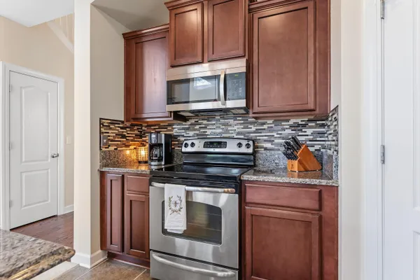 $439,900 | 220 Devonshire Drive, Moncks Corner, SC 29461