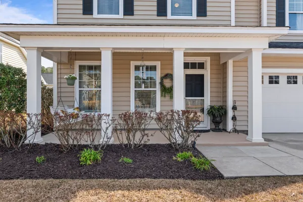$439,900 | 220 Devonshire Drive, Moncks Corner, SC 29461