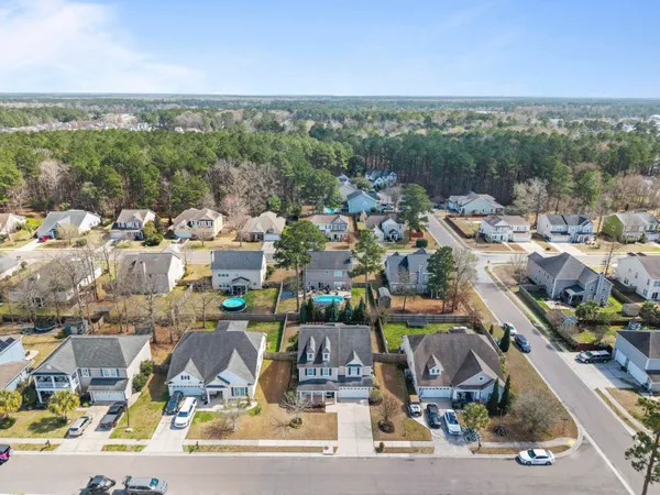 $439,900 | 220 Devonshire Drive, Moncks Corner, SC 29461