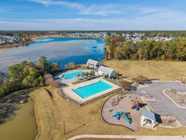 $439,900 | 220 Devonshire Drive, Moncks Corner, SC 29461