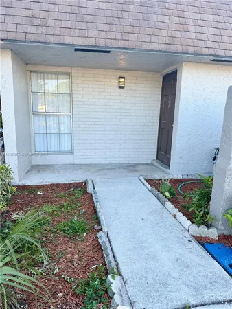 $2,300 | 804 Southwest 73rd Avenue, Unit 12, North Lauderdale, FL 33068