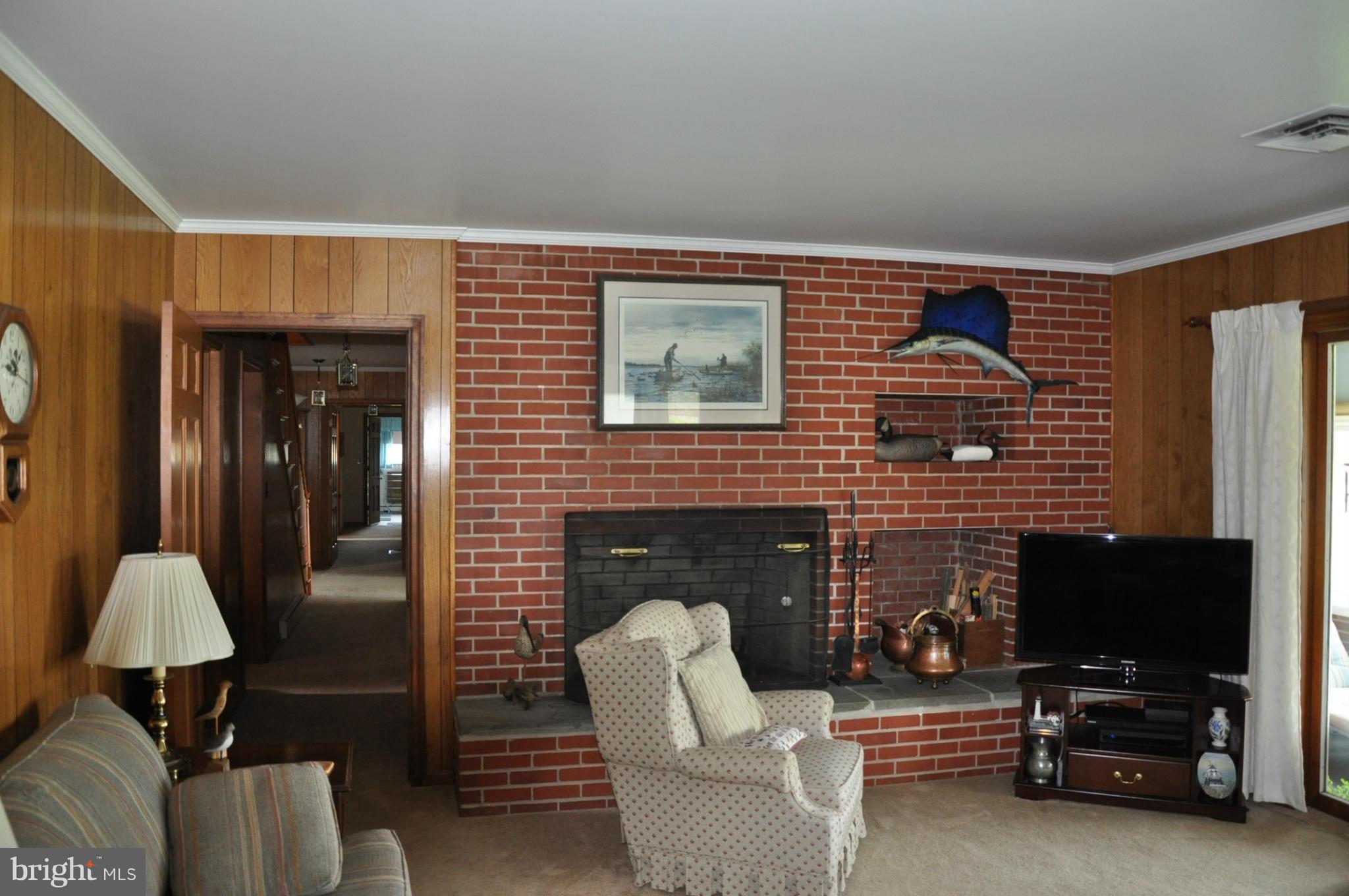1810 Brannock Neck Road Cambridge, MD 21613 - Photo 18 of 27 Family Room