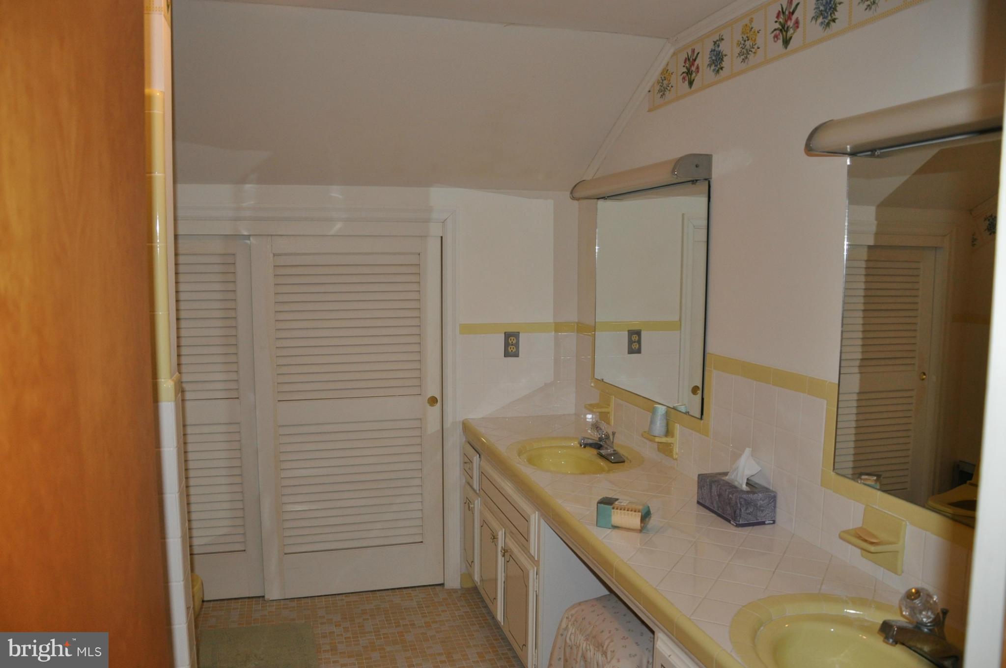 1810 Brannock Neck Road Cambridge, MD 21613 - Photo 24 of 27 Bath