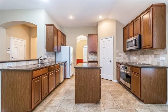 $2,400 | 9321 Jerico Drive, McKinney, TX 75072