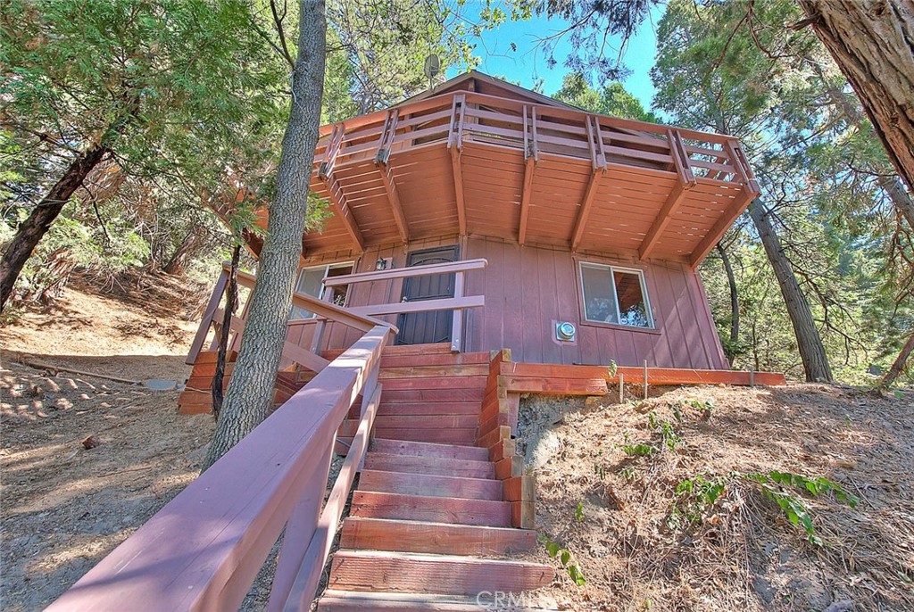 23771 Lakeview Drive Crestline, CA 92325 - Photo 38 of 52