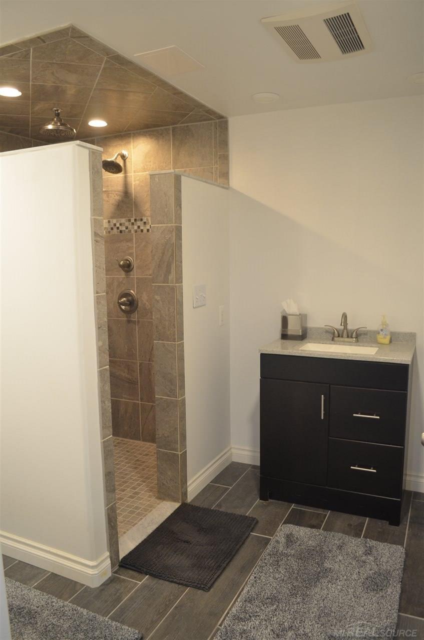 50371 Riverside Drive Macomb, MI 48044 - Photo 22 of 30 Finished full bath in basement