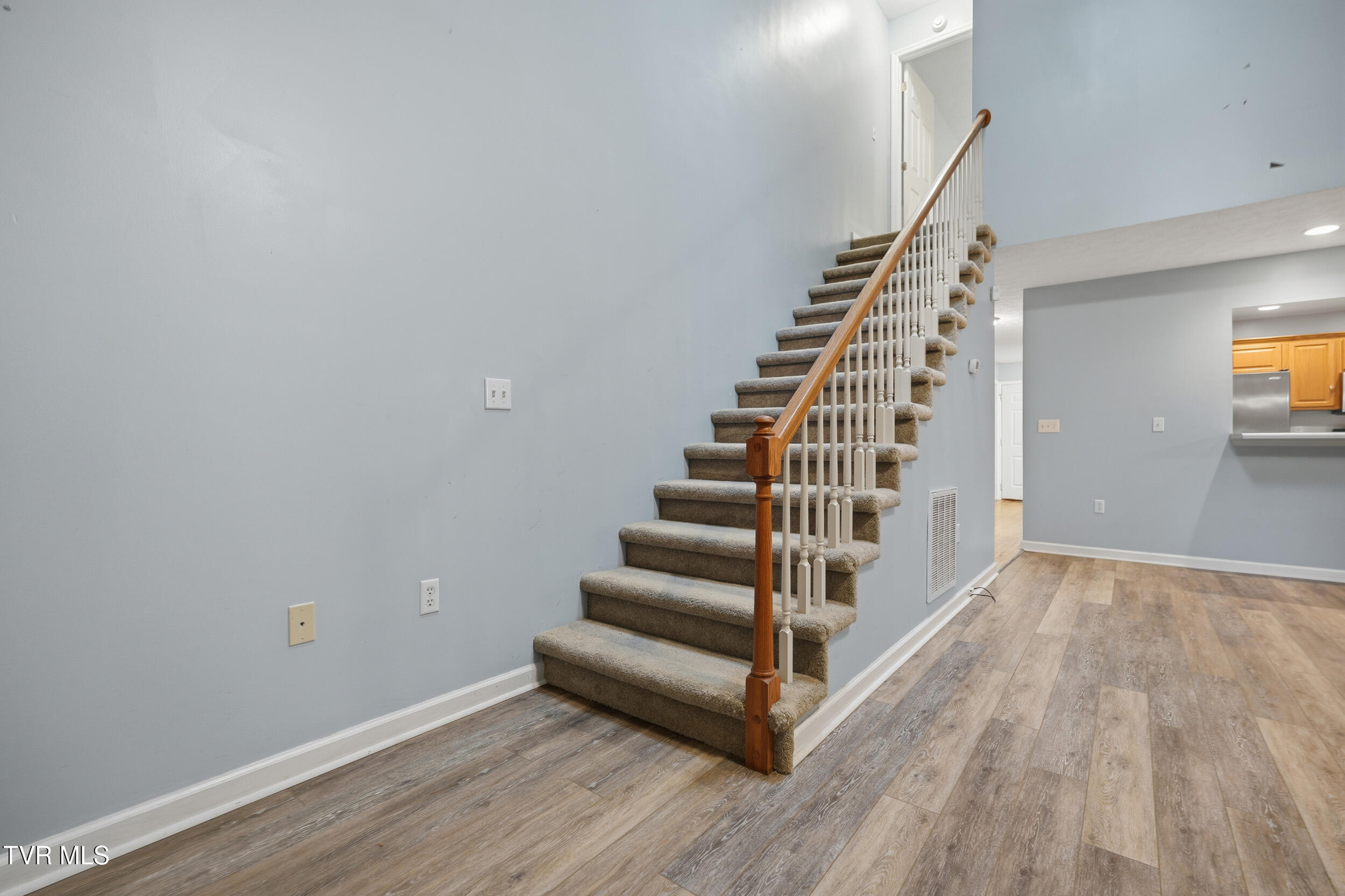 780 Hamilton Road, Unit I4 Blountville, TN 37617 - Photo 12 of 26 021_dsc01566