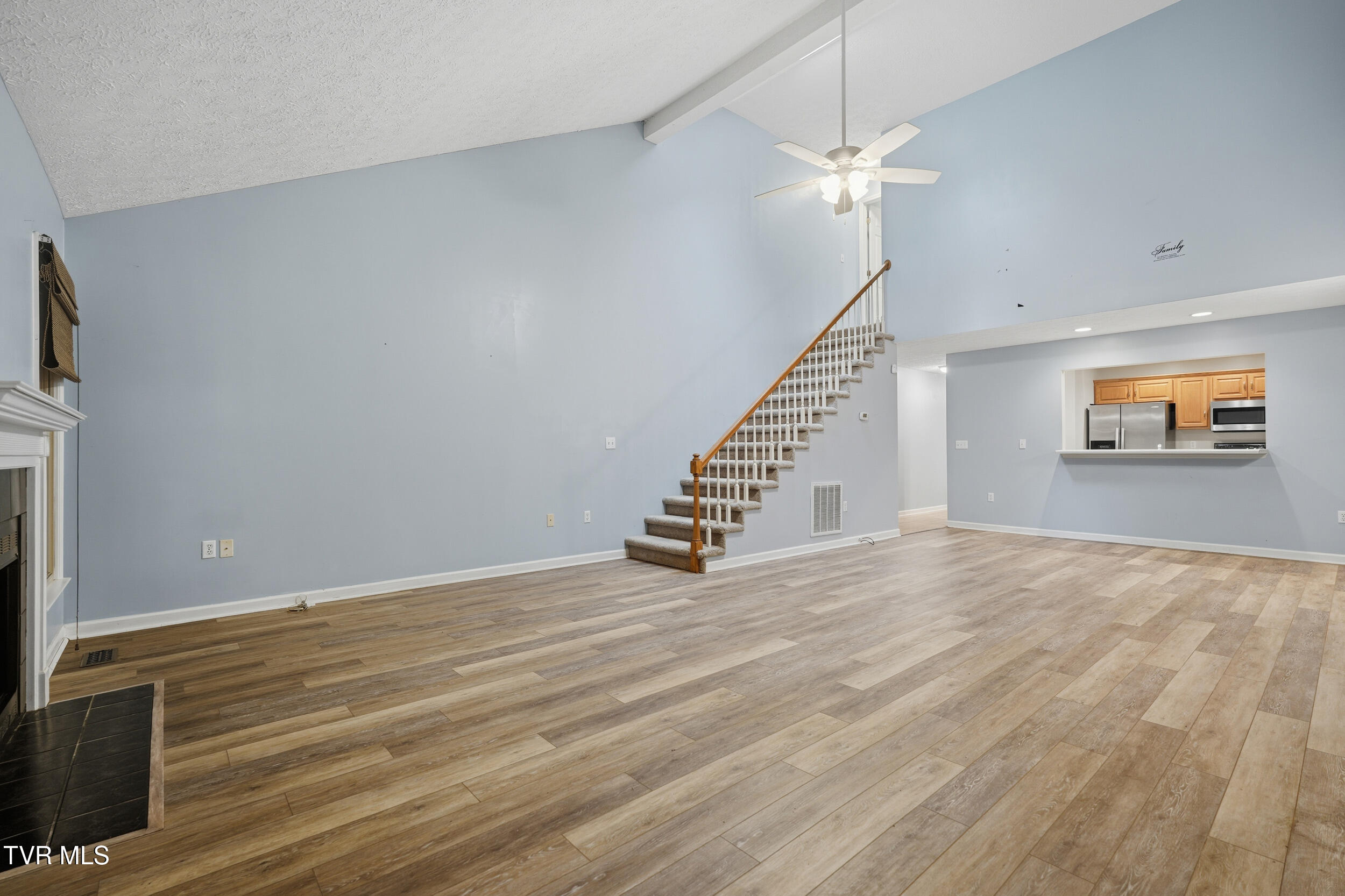 780 Hamilton Road, Unit I4 Blountville, TN 37617 - Photo 4 of 26 006_dsc01539