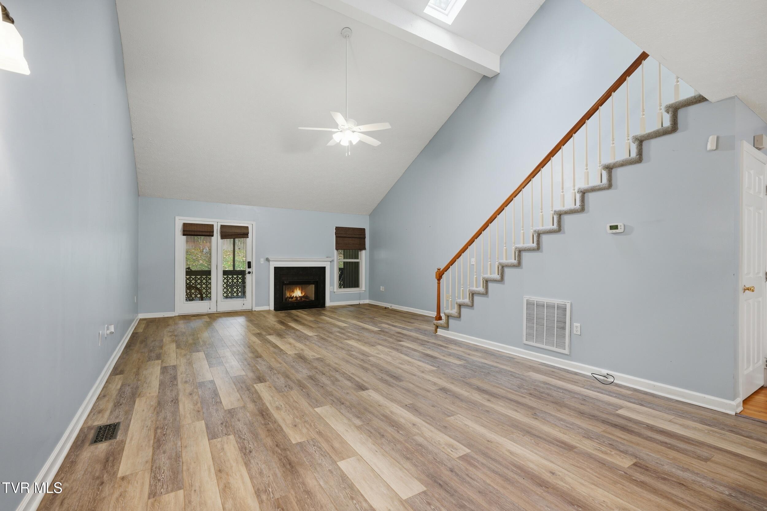 780 Hamilton Road, Unit I4 Blountville, TN 37617 - Photo 5 of 26 011_dsc01536_with_fire