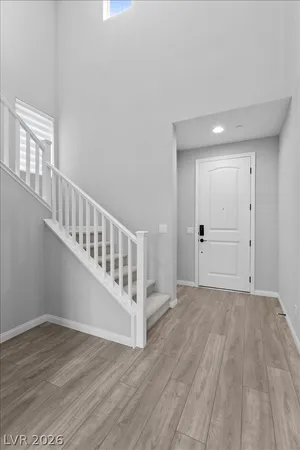 $2,400 | 10423 Stroma Avenue, Las Vegas, NV 89166