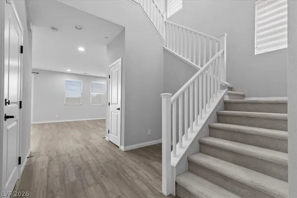 $2,400 | 10423 Stroma Avenue, Las Vegas, NV 89166