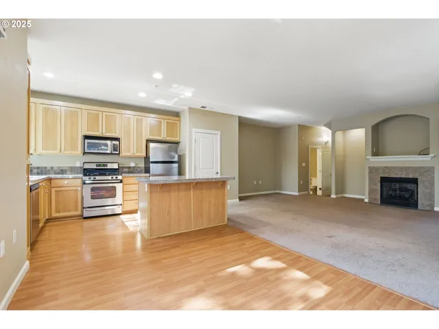 $299,000 | 22864 Southwest Forest Creek Drive, Unit 200, Sherwood, OR 97140