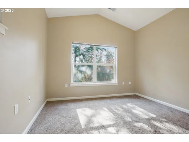 $299,000 | 22864 Southwest Forest Creek Drive, Unit 200, Sherwood, OR 97140