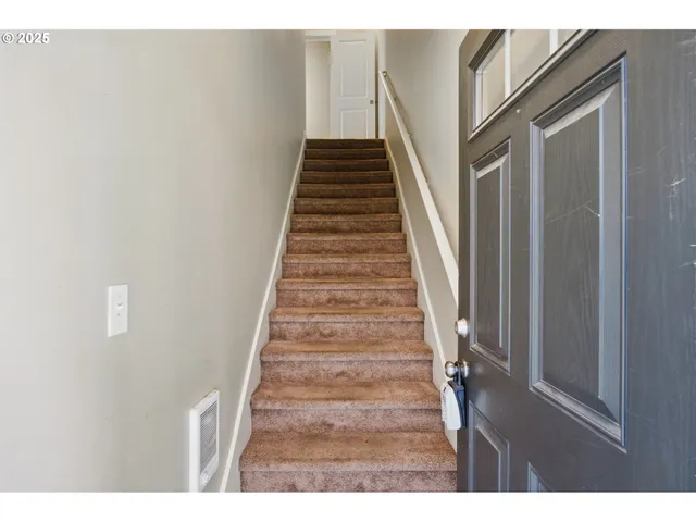 $299,000 | 22864 Southwest Forest Creek Drive, Unit 200, Sherwood, OR 97140