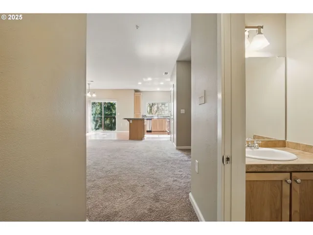 $299,000 | 22864 Southwest Forest Creek Drive, Unit 200, Sherwood, OR 97140
