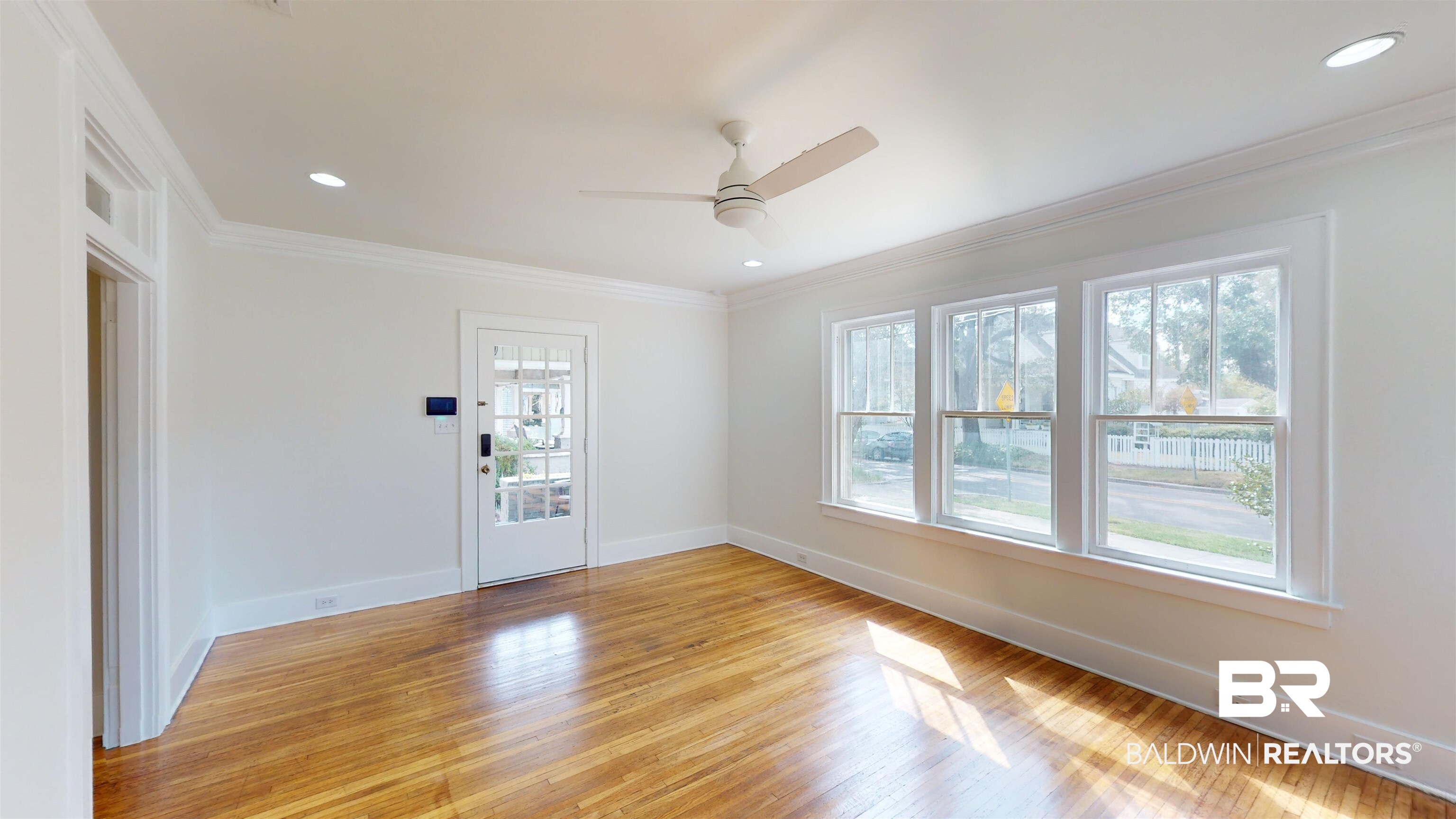 11 Houstreeton Street Mobile, AL 36606 - Photo 10 of 33