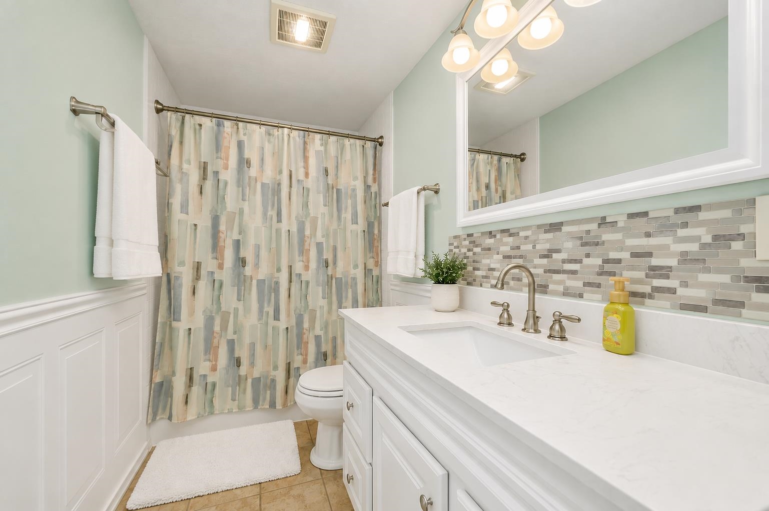 1035 South Mammoth Road, Unit 3 Manchester, NH 03109 - Photo 19 of 33 Gallery Image 19