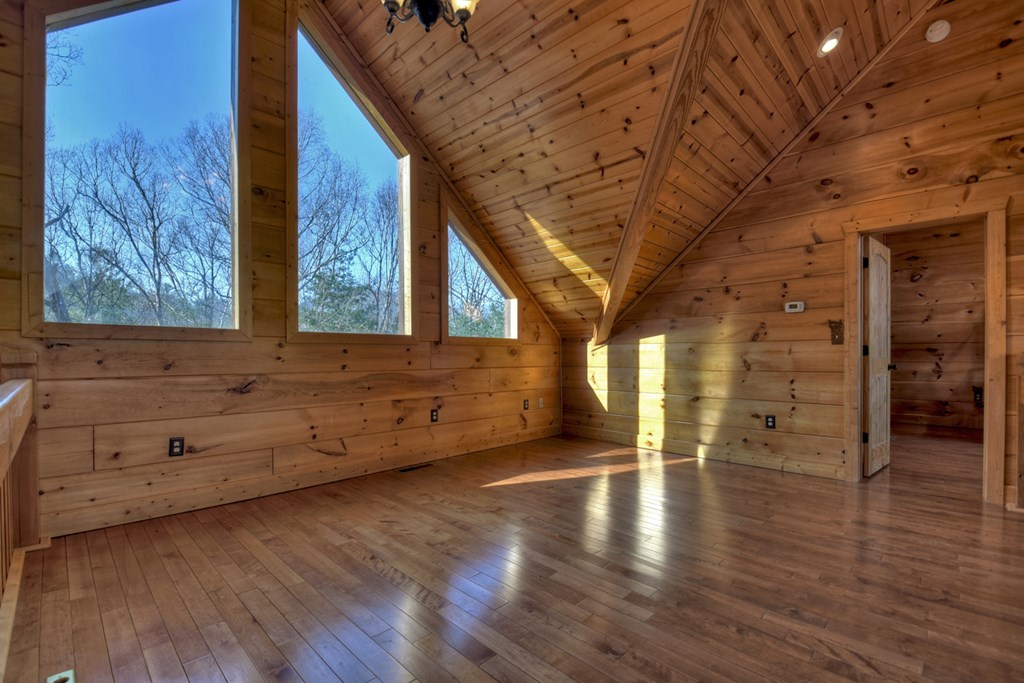 2424 Flagpole Road Ellijay, GA 30540 - Photo 25 of 52 Generous LOFT