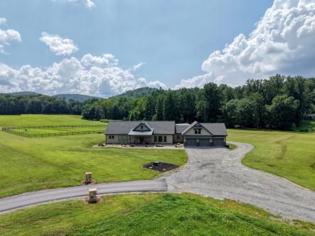 186 Rice Landing Hayesville, NC 28904 - Photo 2 of 78