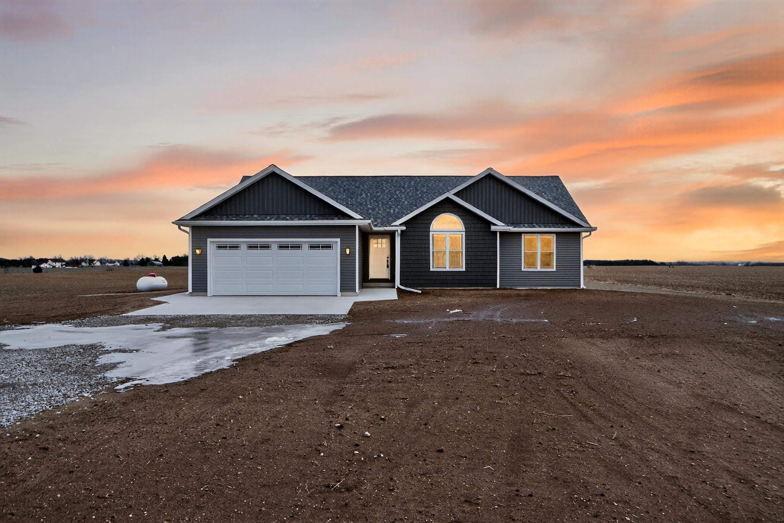 2081 South Francisco Road Grass Lake, MI 49240 - Photo 1 of 49 Francisco front main