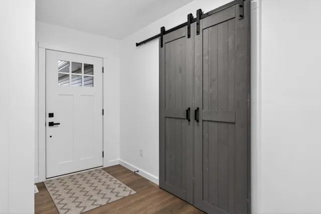 $444,900 | 2081 South Francisco Road, Grass Lake, MI 49240