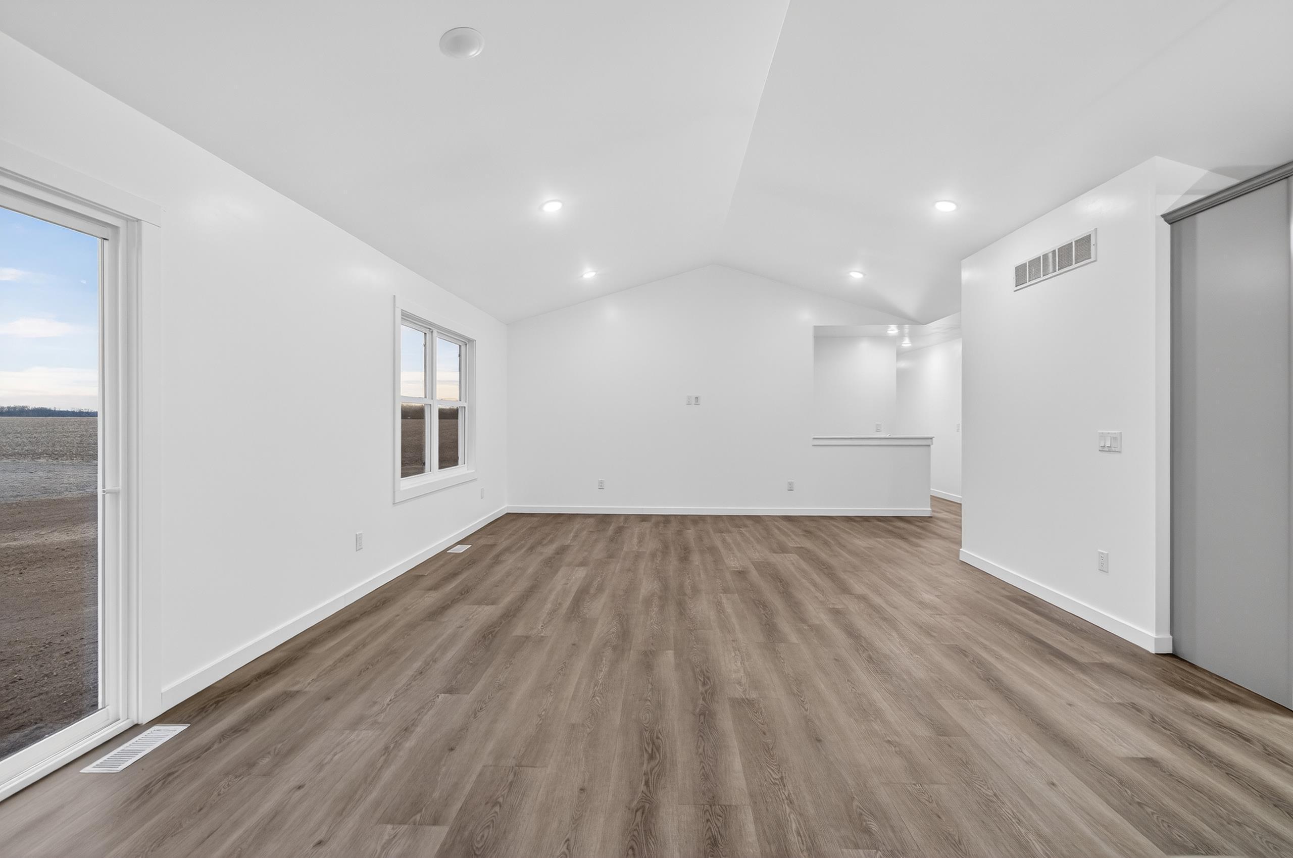 2081 South Francisco Road Grass Lake, MI 49240 - Photo 15 of 49 Francisco LR DR 2