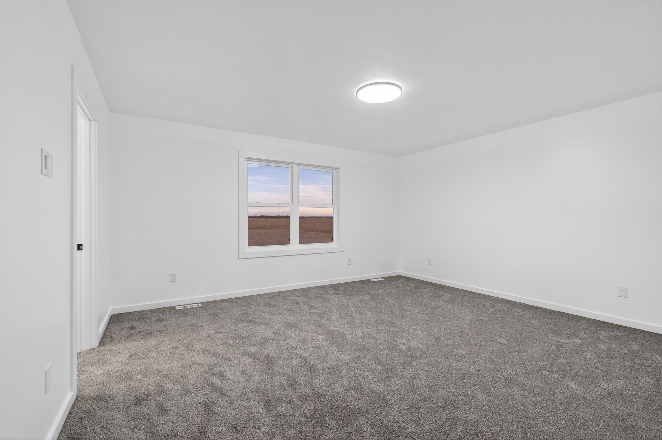 2081 South Francisco Road Grass Lake, MI 49240 - Photo 30 of 49 Francisco Master bed 4